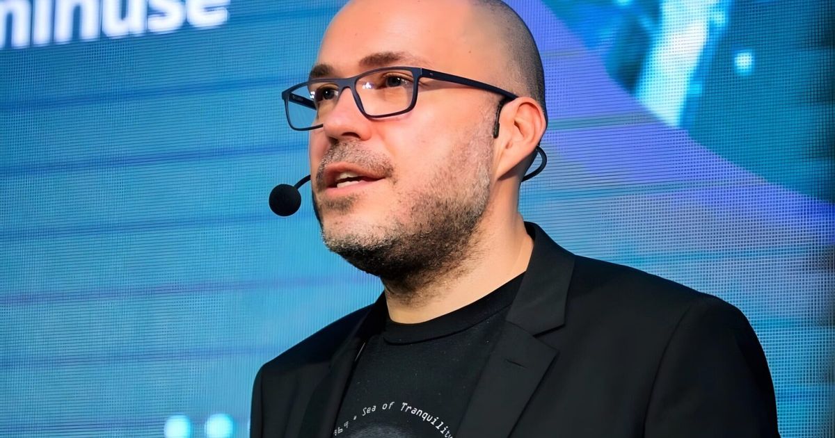 freepik__enhance__62662