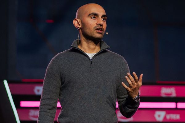 xlarge_Neil_Patel_Speaking_5_1ac66231f2